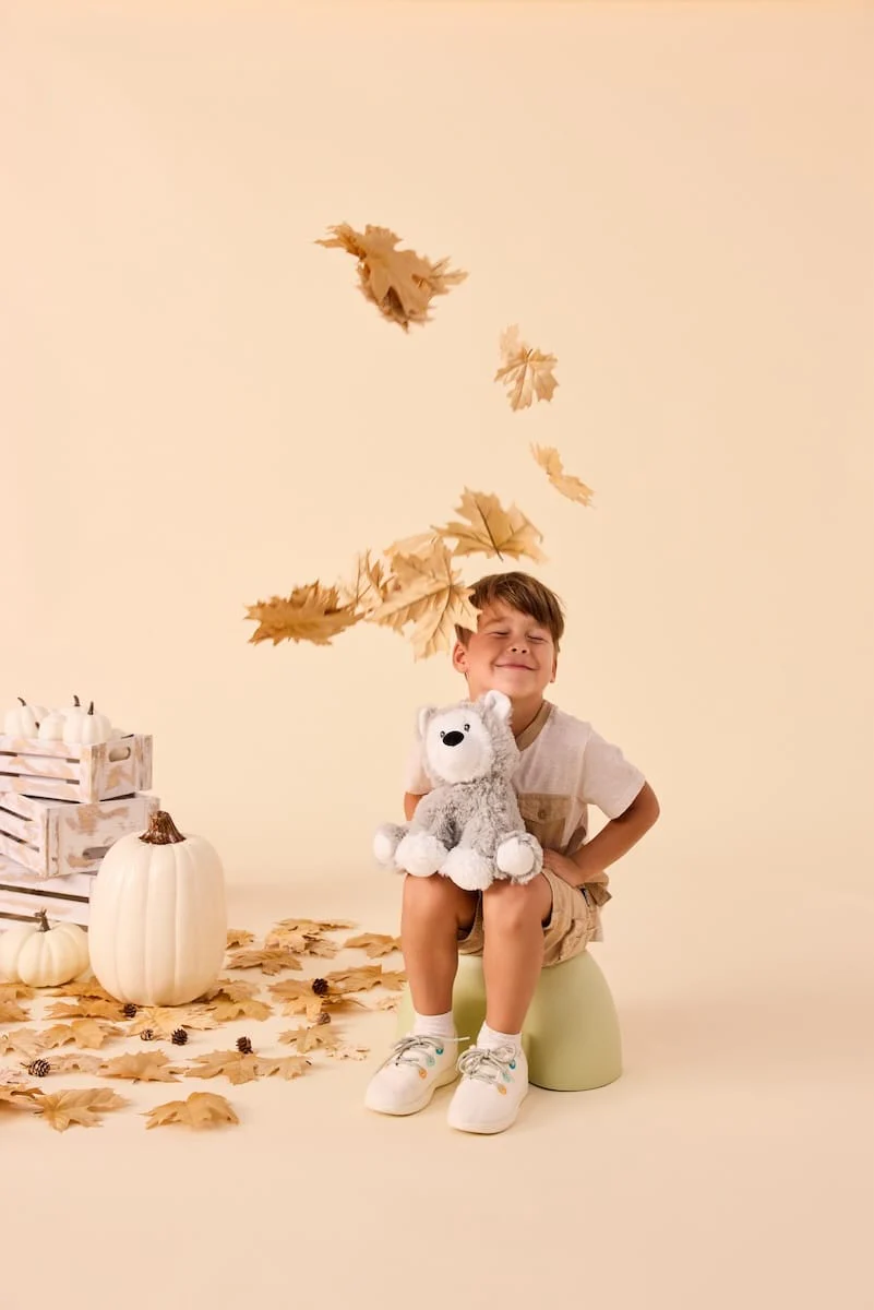 Warmies® Husky - Image 11